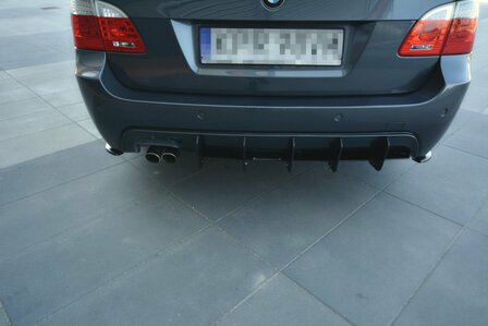 Diffusor aanzet passend voor BMW 5 serie E60 en E61 met M pakket achterbumper Maxton Design