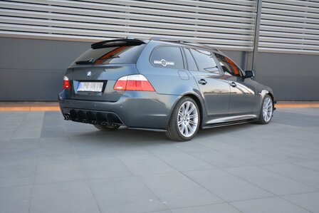 Diffusor aanzet passend voor BMW 5 serie E60 en E61 met M pakket achterbumper Maxton Design