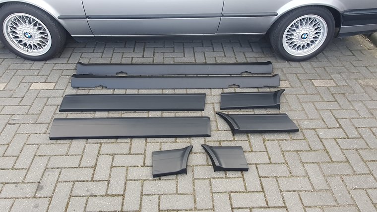 Sportlook sideskirts en zijpanelen type 2 passend voor BMW 3 serie E30 coupe 2 deurs