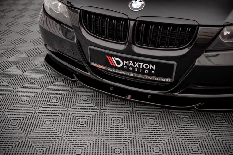 Maxton Design front spoiler V2 standaard voorbumper glanzend zwart BMW 3 serie E90 E91