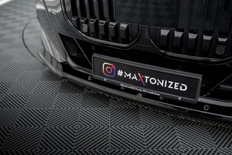 Frontspoiler glanzend zwart passend voor BMW 7 serie G70 met M pakket voorbumper versie 1
