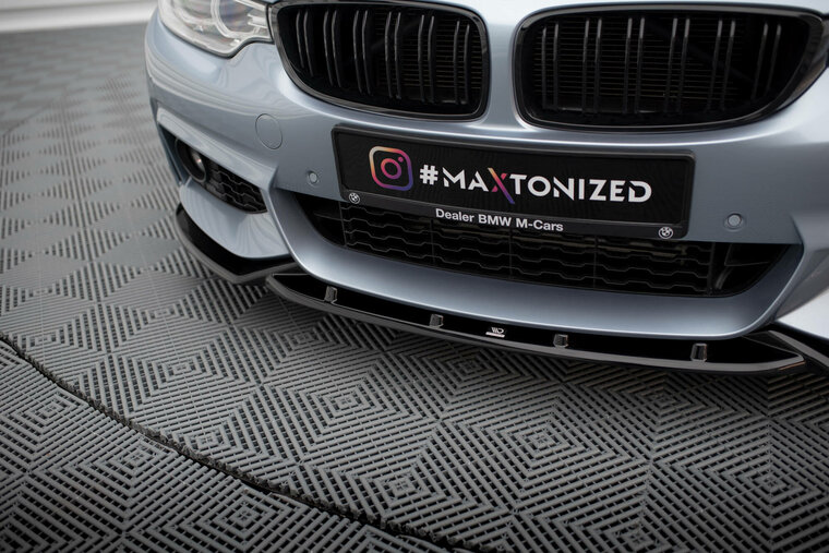 Frontspoiler glanzend zwart versie 3 passend voor BMW 4 serie F32, F33 en F36 met M pakket voorbumper Maxton Design