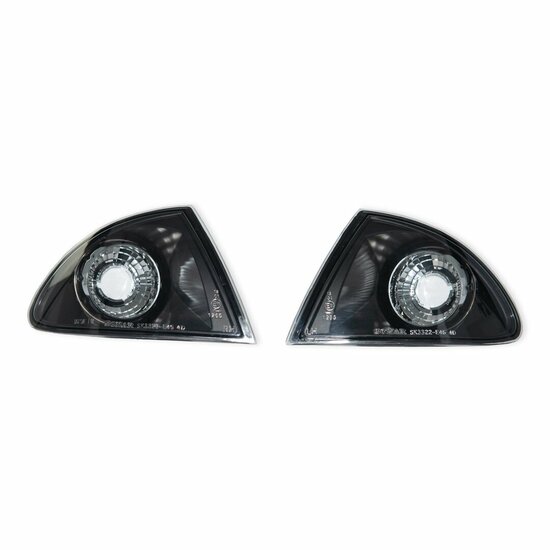 Helder zwarte knipperlichten passend voor BMW 3 serie E46 sedan en touring model 1998 - 2001