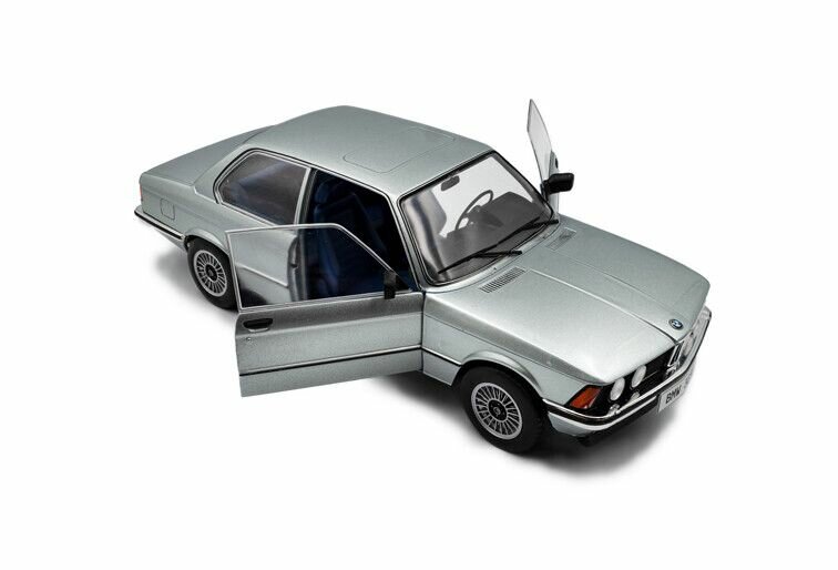 BMW 323I E21 saphir blue schaal 1:18 Solido