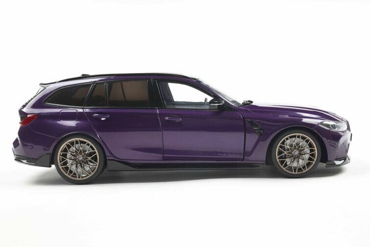 BMW M3 G81 performance purple pearl schaal 1:18 solido