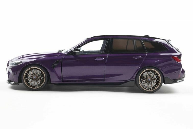 BMW M3 G81 performance purple pearl schaal 1:18 solido