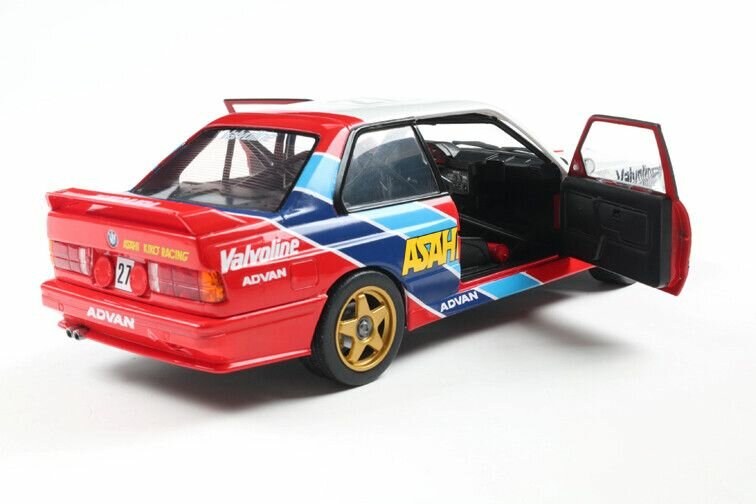 BMW M3 E30 Kawamoto Anthony Reid JTCC schaal 1:18 Solido