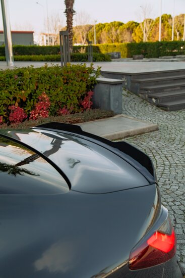 Glanzend zwarte spoiler passend voor BMW 4 serie G22 coupe 