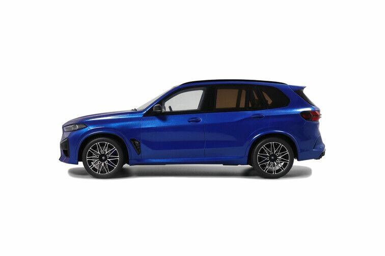 BMW X5 M Competition '23, blauw GT Sprit schaal 1:18 