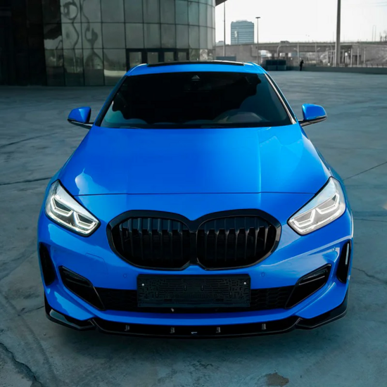 Front spoiler glanzend zwart passend voor BMW 1 serie F40 met M pakket voorbumper