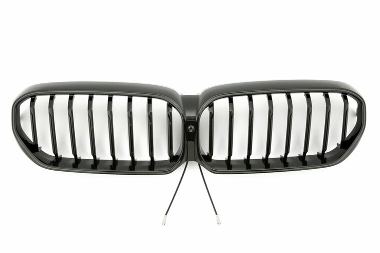 Glanzend zwarte grill met LED verlichting passend voor BMW 5 serie G30 LCI en G31 LCI model 2020 - 2023