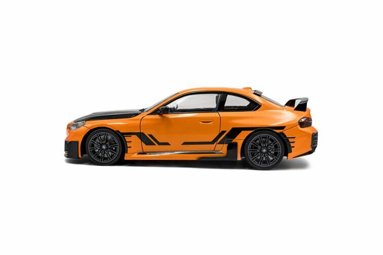 BMW M2 (G87) Performance Solido Works '24, oranje
