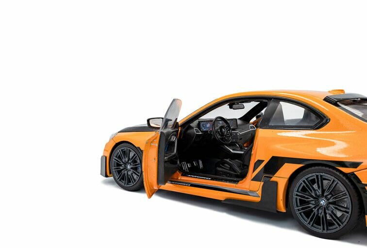 BMW M2 (G87) Performance Solido Works '24, oranje