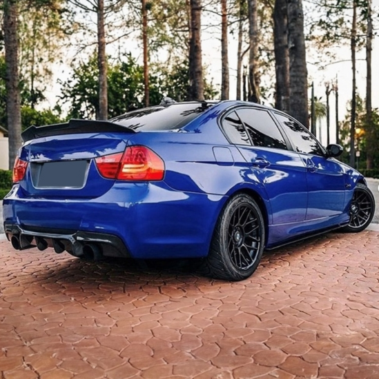 Glanzend zwarte PSM look spoiler passend voor BMW 3 serie E90 model 2005 - 2012