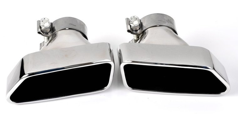 Uitlaat sierstukken zilver 550i en 650i look passend voor BMW 5 serie F10 en F11 en 6 serie, F06 F12 en F13
