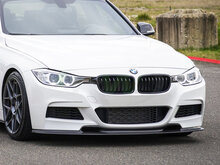 Varis look carbon frontspoiler passend voor BMW 3 serie F30 en F31