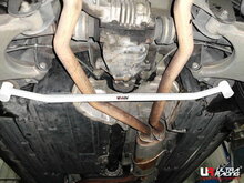 Ultra Racing BMW X5 E53 4.4 2 punts lower rear bar