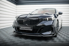 Front splitter versie 2 glanzend zwart passend voor BMW 5 serie G60 met M pakket voorbumper Maxton Design