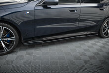 Sideskirts diffusers glanzend zwart V2 passend voor BMW 5 serie G60 met M pakket Maxton Design