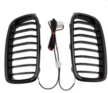 Glanzend zwarte nieren met verlichting passend voor BMW 3 serie F30 en F31 model 2012 - 2019