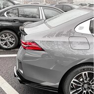 Glanzend zwarte EVO look kofferspoiler passend voor BMW 5 serie G60 sedan