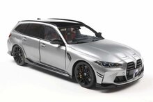 BMW M3 Touring (G81) + performance parts '24, grijs metallic schaal 1:18 solido