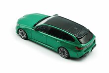BMW M5 Touring (G99) '24, groen (Isle of Man) Solido schaal 1:43