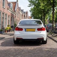 Performance look diffuser glanzend zwart 335i en 340i passend voor BMW 3 serie F30 en F31 met M pakket achterbumper