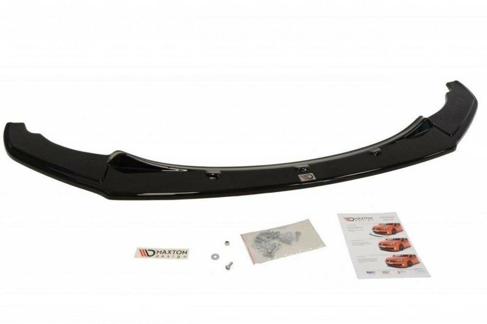 Frontspoiler glanzend zwart passend voor BMW 1 serie F20 en F21 model 2012 - 2015 met M pakket voorbumper Maxton Design