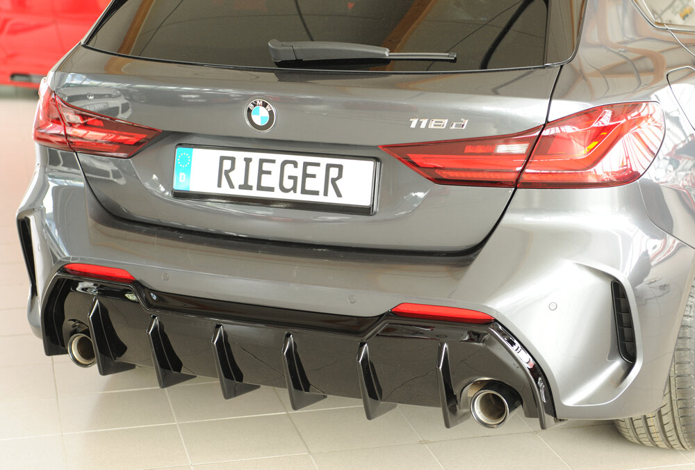 Rieger glanzend zwarte diffuser passend voor BMW 1 serie F40 met M pakket achterbumper