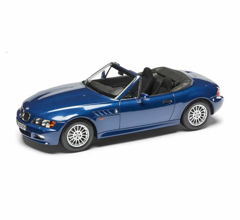 BMW Z3 Roadster montreal blue schaal 1:18 origineel BMW