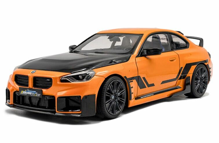 BMW M2 (G87) Performance Solido Works '24, oranje
